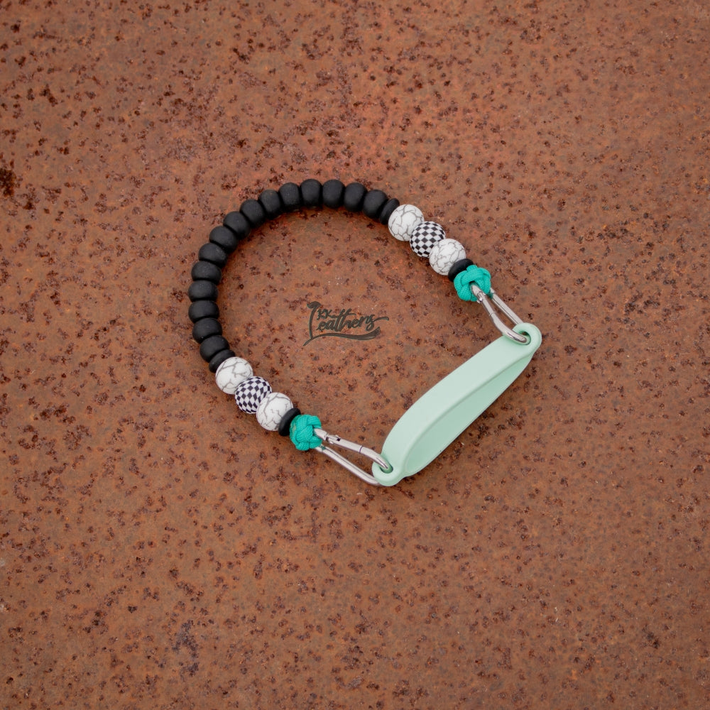 White Black Checkered Silicone Beaded Tumbler Strap